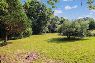 161 Old Harbor Rd, L Compton, RI 02837