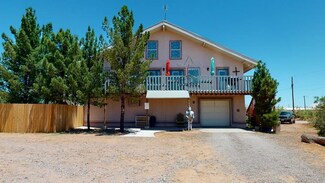 520 Chaparral Dr, Chaparral, NM 88081