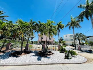 64 Mutiny Place, Key Largo, FL 33037
