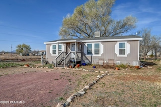 325 W Acapulco Way, Paulden, AZ 86334