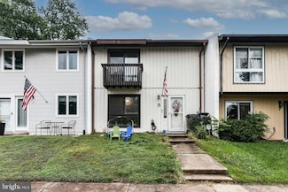 5 Simeon Ln, Sterling, VA 20164