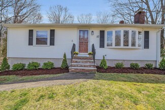 17 Merrill Dr, Atkinson, NH 03811