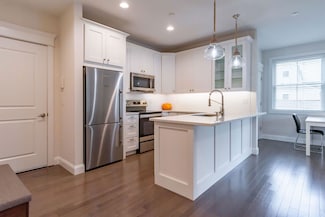12 Front St Unit 101, Exeter, NH 03833