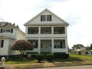 710 Moritz St, Dunmore, PA 18512