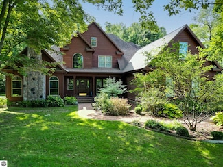 3690 Saint Andrews Dr, Mount Pleasant, MI 48858