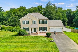 22 Susan Dr, Dudley, MA 01571