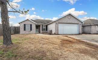 900 SW River Rock St, Bentonville, AR 72712