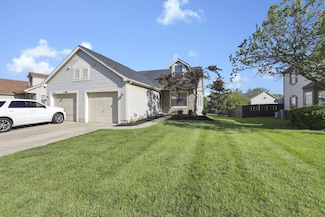 1722 Rock Creek Dr, Grove City, OH 43123