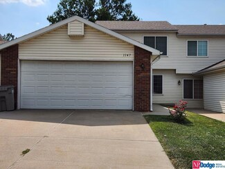 1147 Trimble St, Lincoln, NE 68522