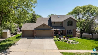 2900 S Kinkade Ave, Sioux Falls, SD 57103