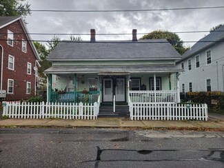 28 Plimpton St, Southbridge, MA 01550