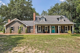 986 Twin Lakes Dr, Sumter, SC 29154