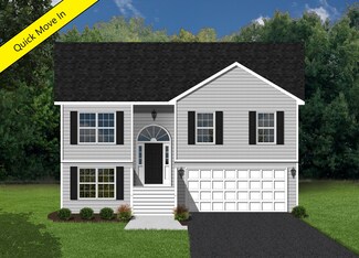 690 Old Fort Rd, Rocky Mount, VA 24151