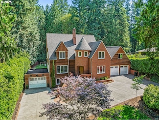 2608 Cascade Way, Longview, WA 98632