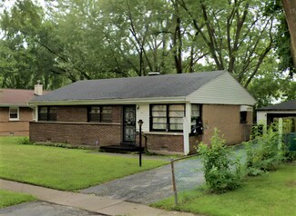 2811 Stafford Dr, Markham, IL 60428
