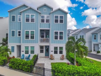 2353 Lindstrom St, Sarasota, FL 34237