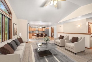 3467 Country View Dr, Delavan, WI 53115