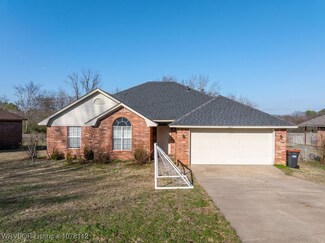 1002 Aspen Ave, van Buren, AR 72956