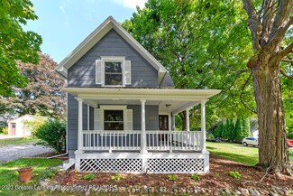 202 N Market St, Dewitt, MI 48820