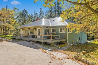 1415 Old Hill City Rd, Keystone, SD 57751