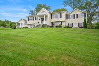 6 Timberlane Dr, Shelton, CT 06484