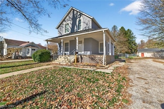 304 Elm St, South Amherst, OH 44001