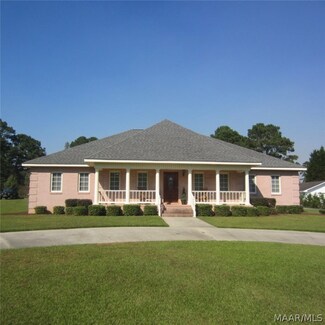 1524 Highland Dr, Elba, AL 36323