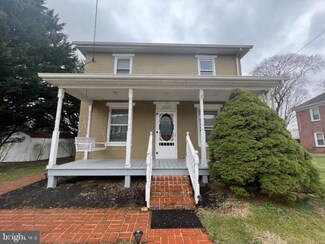 21129 Twin Springs Dr, Smithsburg, MD 21783