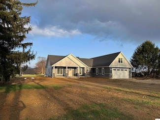 1396 Greenbrier Dr, Mount Vernon, OH 43050