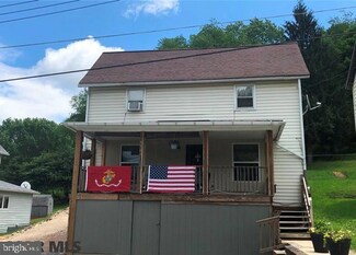 498 Wrigley St, Clearfield, PA 16830