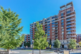 3650 S Glebe Rd Unit 249, Arlington, VA 22202