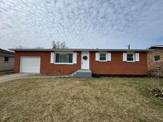 2548 Brandt St, Portage, IN 46368