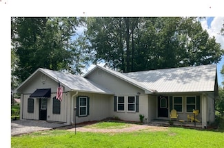 1050 Clubhouse Rd, Port Gibson, MS 39150
