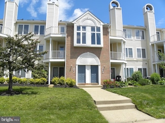 261 Devon Way Unit 1418, Levittown, PA 19057