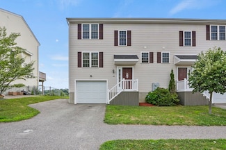 28 Bittersweet Blvd, Worcester, MA 01607