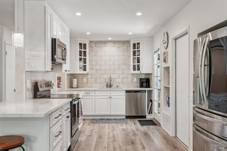 27 Temelec Cir, Sonoma, CA 95476