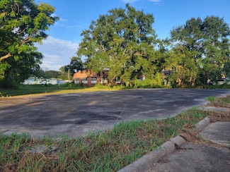 00 E 2nd St, Hattiesburg, MS 39401