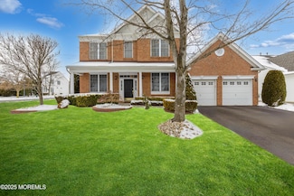 18 Crenshaw Ct, Monroe Township, NJ 08831