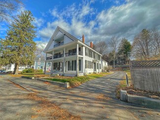 29 Park St, Newport, NH 03773