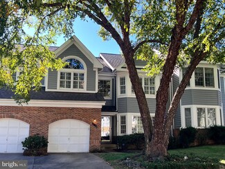 1214 Woodbrook Ct, Reston, VA 20194