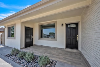 420 De Leon Dr, El Paso, TX 79912