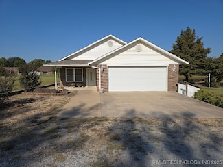 92 Walnut Ridge, Eufaula, OK 74432