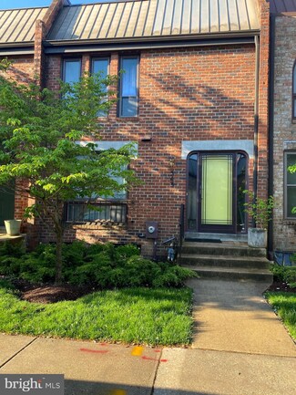 543 Brummel Ct NW Unit 543, Washington, DC 20012