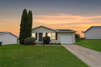 1715 S West Point Dr, Warsaw, IN 46580