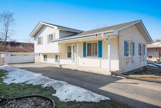 5520 Virginia Ave, Clarendon Hills, IL 60514