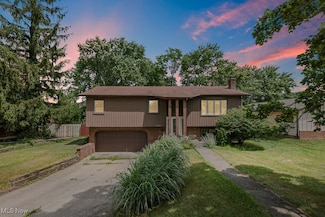 17682 Drake Rd, Strongsville, OH 44136