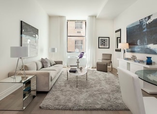 70 Pine St Unit 717, New York, NY 10005