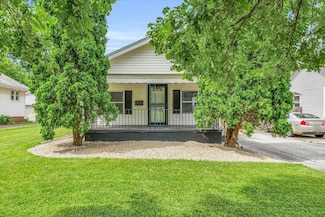 710 W Vine St, Champaign, IL 61820