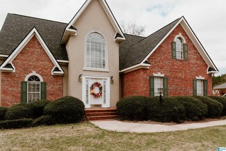2041 Arrowhead Dr, Sylacauga, AL 35150