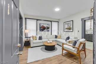 669 S 17th St Unit 1, Newark, NJ 07103